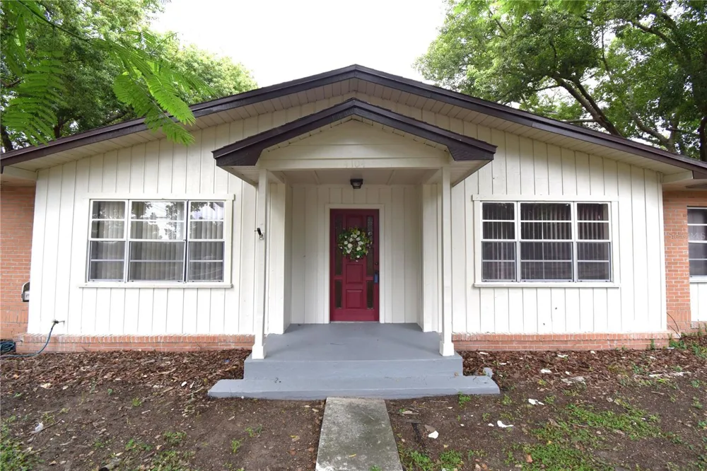 4104 E COUNTY ROAD 540A Lakeland, FL 33813