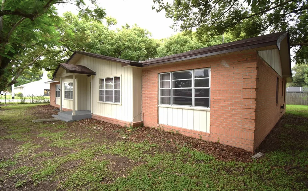 4104 E COUNTY ROAD 540A Lakeland, FL 33813
