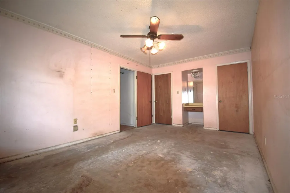 4104 E COUNTY ROAD 540A Lakeland, FL 33813