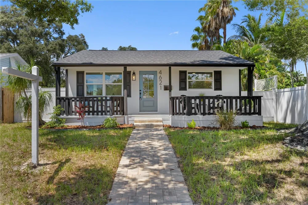 4621 4TH AVENUE St Petersburg, FL 33713