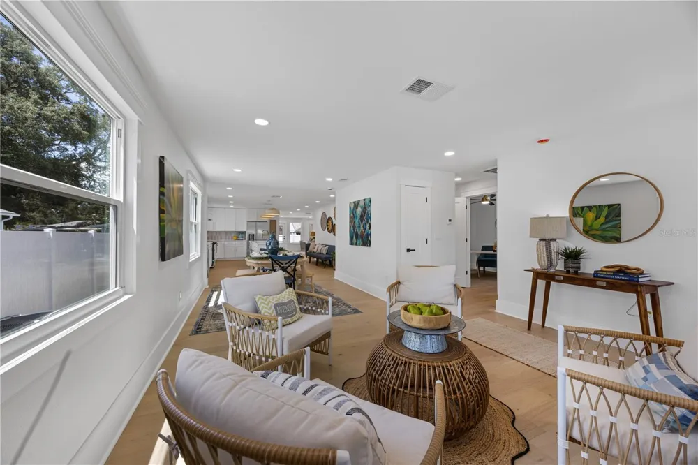4621 4TH AVENUE St Petersburg, FL 33713