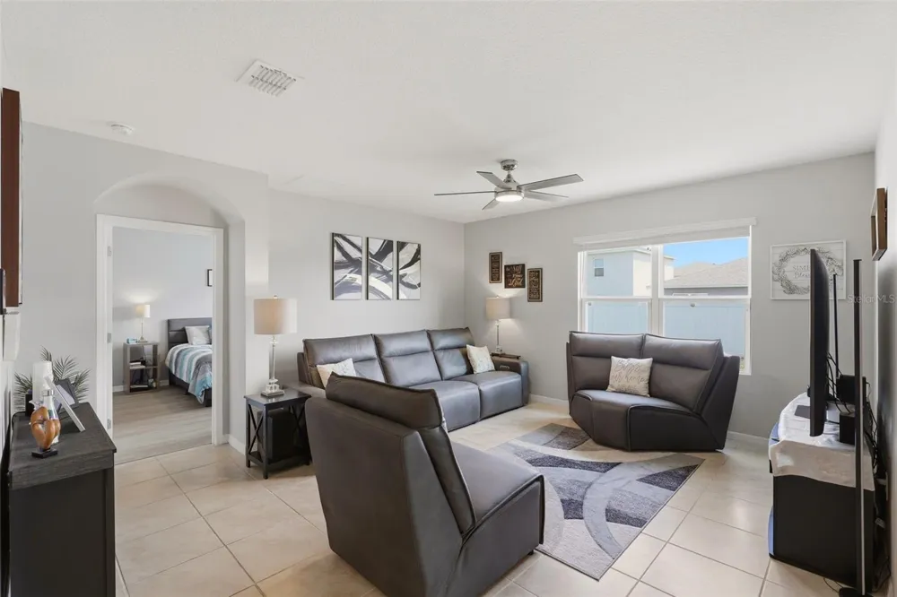 2561 HARMONIA HAMMOCK RD Harmony, FL 34773