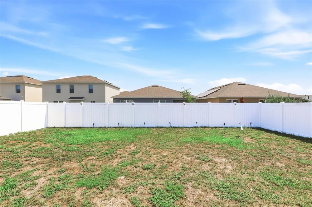 2561 HARMONIA HAMMOCK RD Harmony, FL 34773