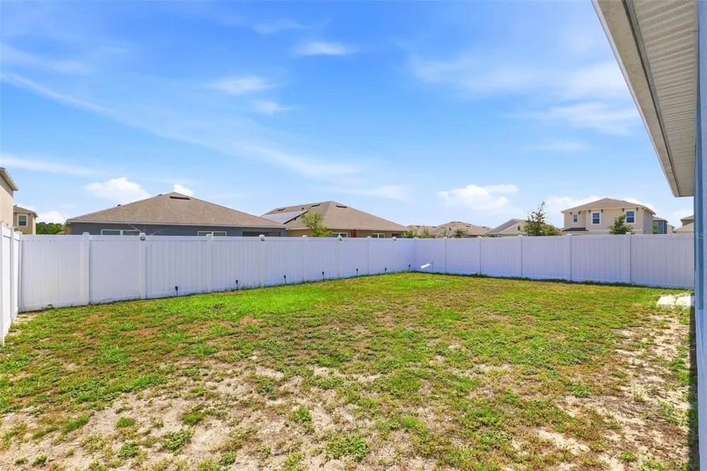 2561 HARMONIA HAMMOCK RD Harmony, FL 34773
