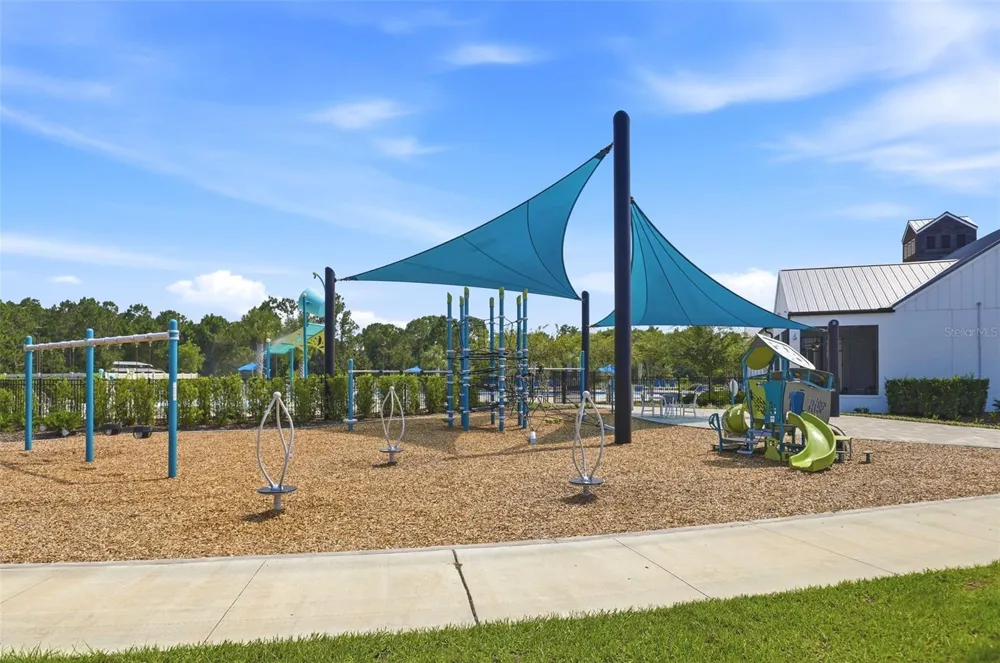 2561 HARMONIA HAMMOCK RD Harmony, FL 34773