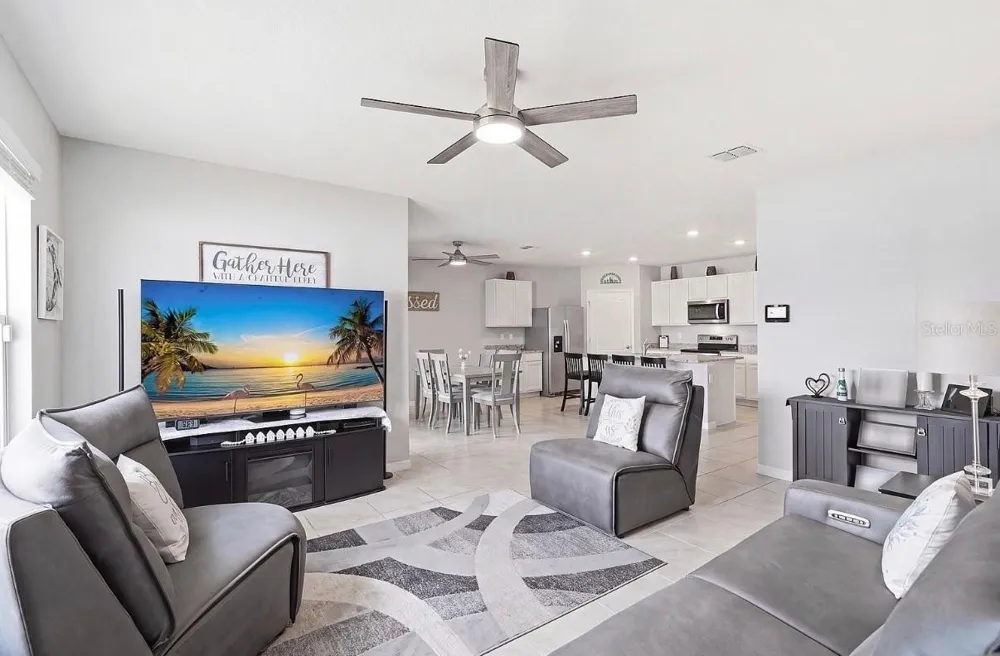 2561 HARMONIA HAMMOCK RD Harmony, FL 34773