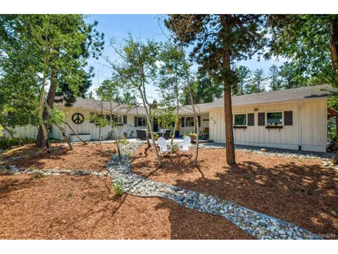 435 Wolverine Way