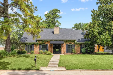 1722 Saddlecreek Drive