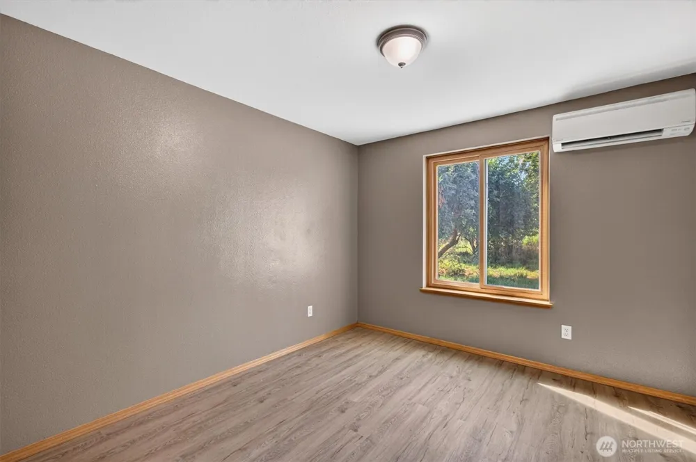 185 Westside Highway Vader, WA 98593