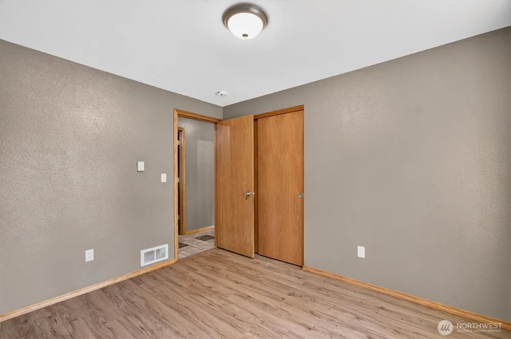 185 Westside Highway Vader, WA 98593