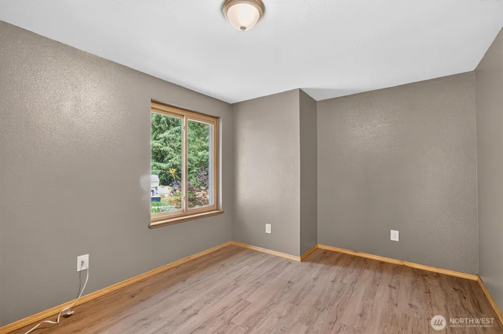 185 Westside Highway Vader, WA 98593