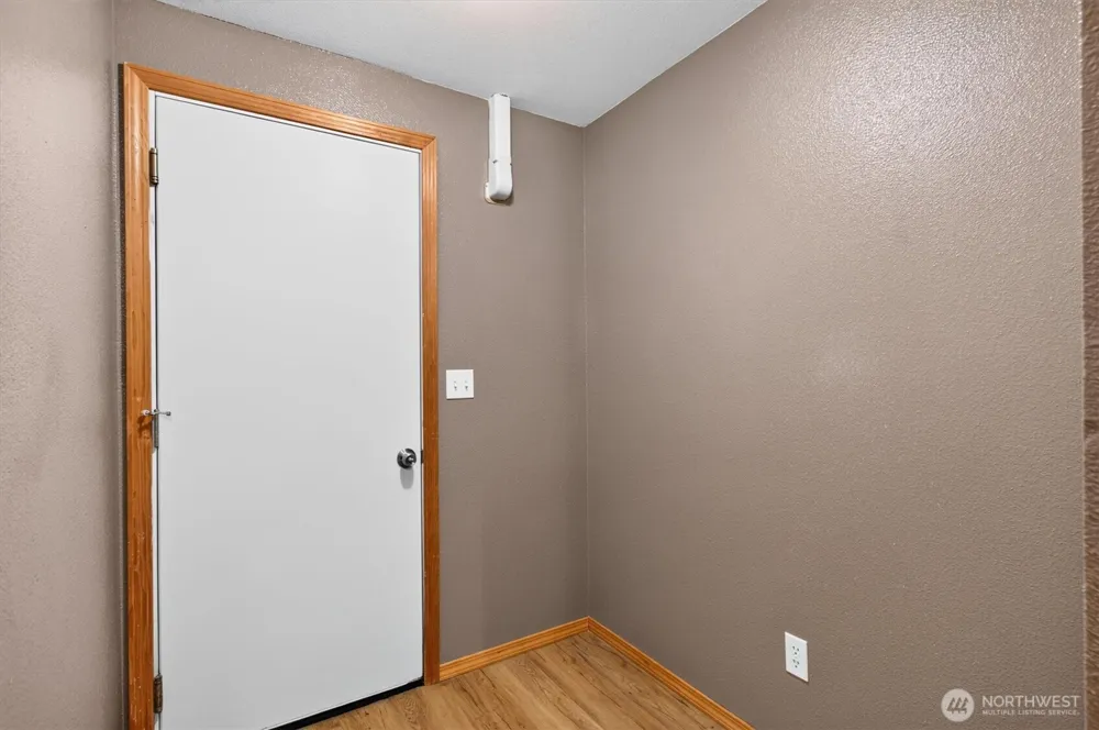 185 Westside Highway Vader, WA 98593