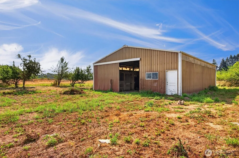 185 Westside Highway Vader, WA 98593