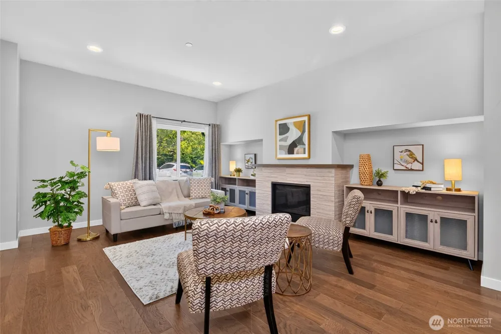 1078 Cabin Creek Lane SW Issaquah, WA 98027