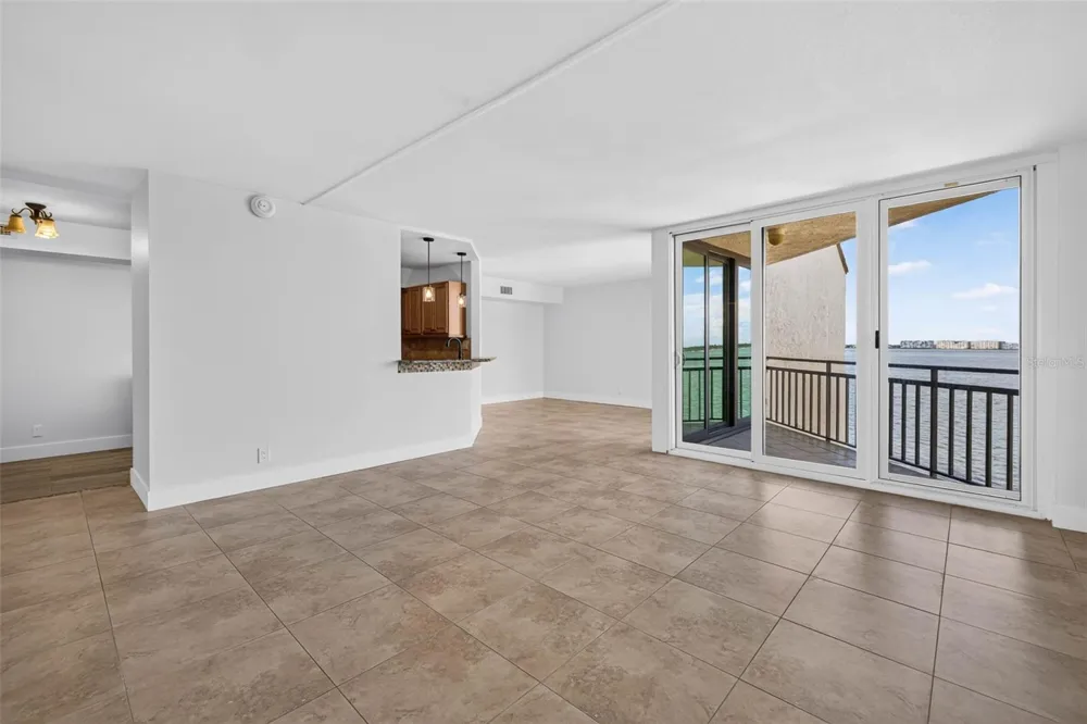 5541 PUERTA DEL SOL BOULEVARD S #412 St Petersburg, FL 33715