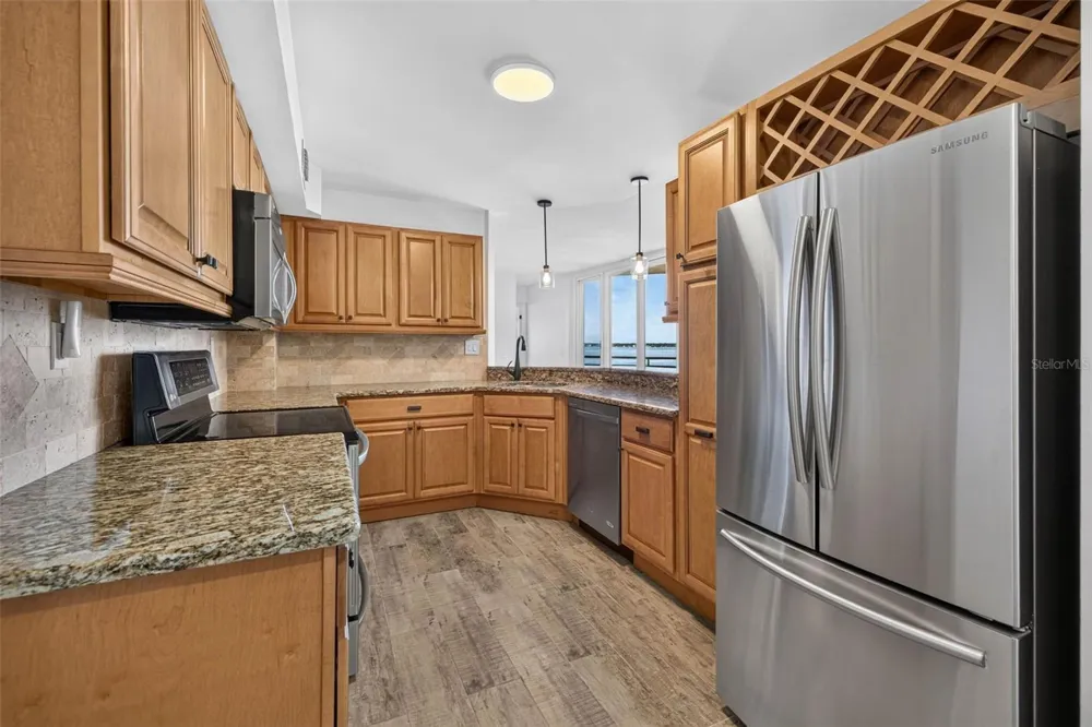 5541 PUERTA DEL SOL BOULEVARD S #412 St Petersburg, FL 33715