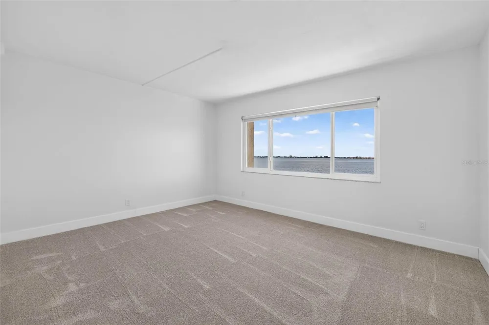 5541 PUERTA DEL SOL BOULEVARD S #412 St Petersburg, FL 33715