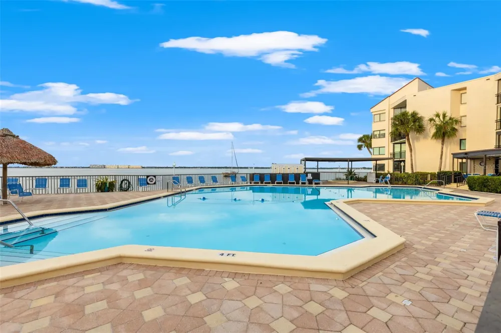 5541 PUERTA DEL SOL BOULEVARD S #412 St Petersburg, FL 33715