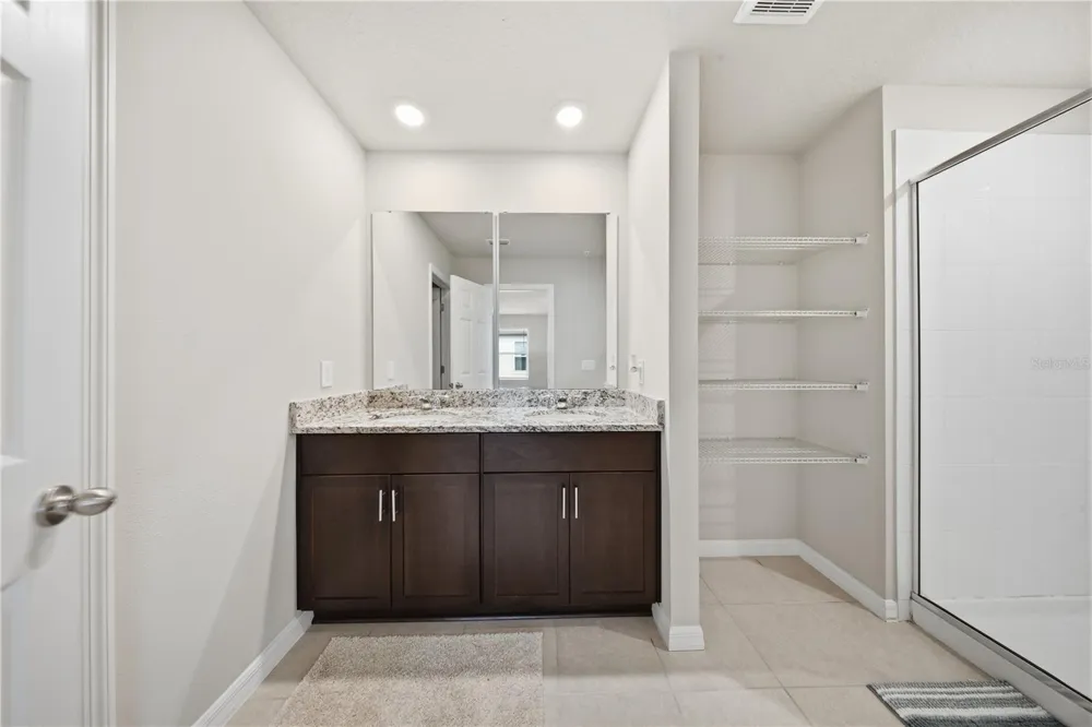 959 ROBIN HOLLY STREET Ocoee, FL 34761