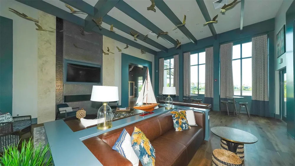 8152 STERNWAY ROAD Sarasota, FL 34240