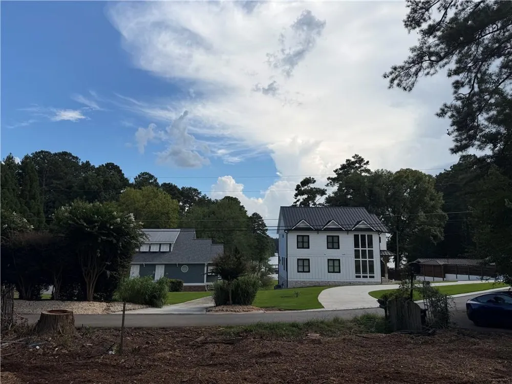 156 Little Victoria Road Woodstock, GA 30189