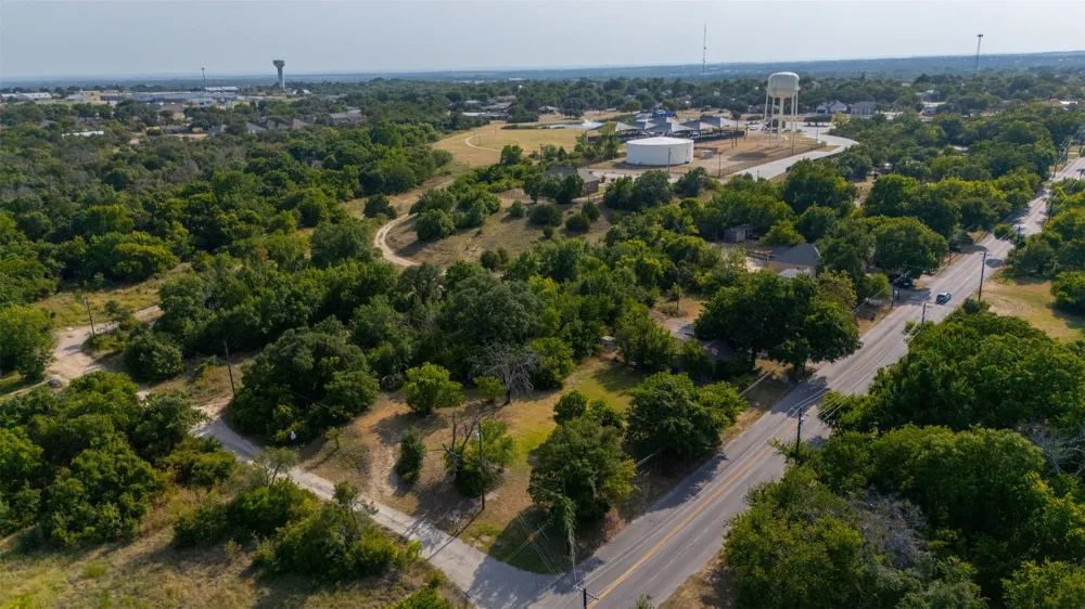 202 S Merrimac Street Weatherford, TX 76086