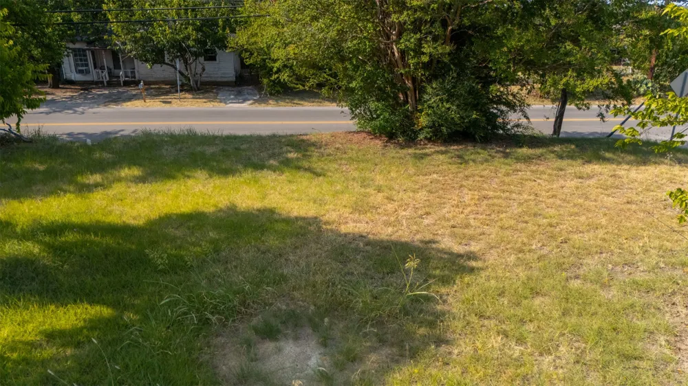 202 S Merrimac Street Weatherford, TX 76086