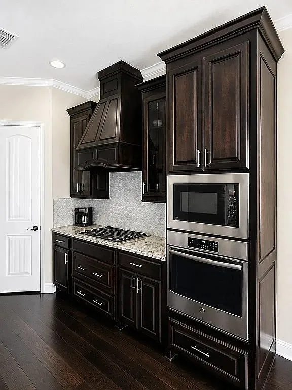 2828 Stadium View Drive Fort Worth, TX 76118