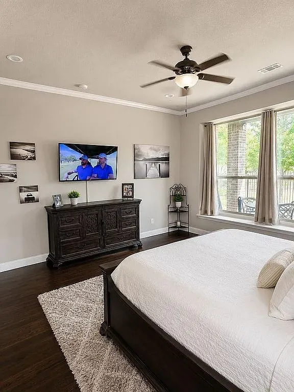 2828 Stadium View Drive Fort Worth, TX 76118