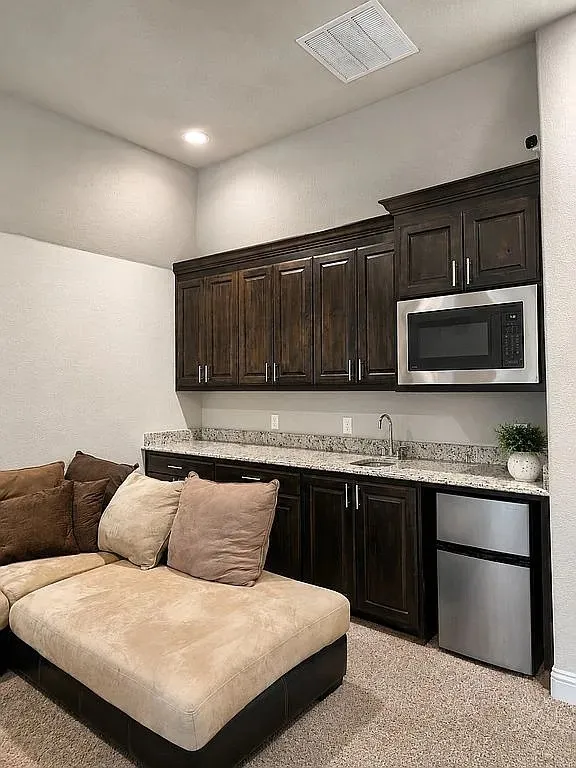 2828 Stadium View Drive Fort Worth, TX 76118