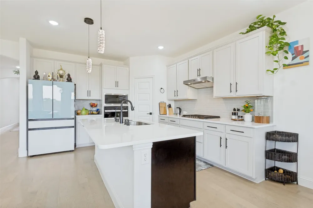 465 Willowmore Drive Little Elm, TX 75068