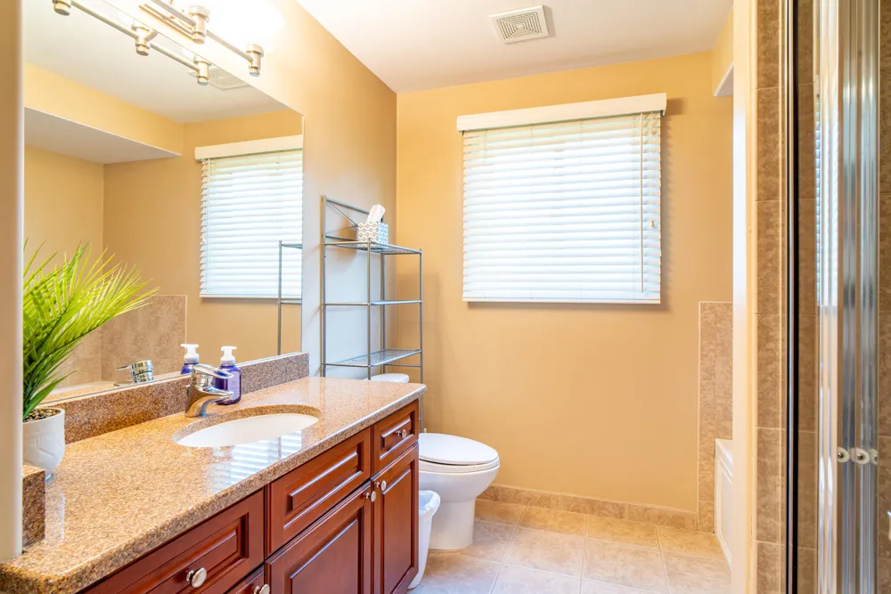 44215 Riverview Ridge Drive Clinton, MI 48038
