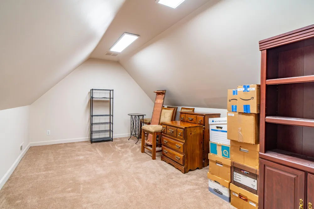 44215 Riverview Ridge Drive Clinton, MI 48038