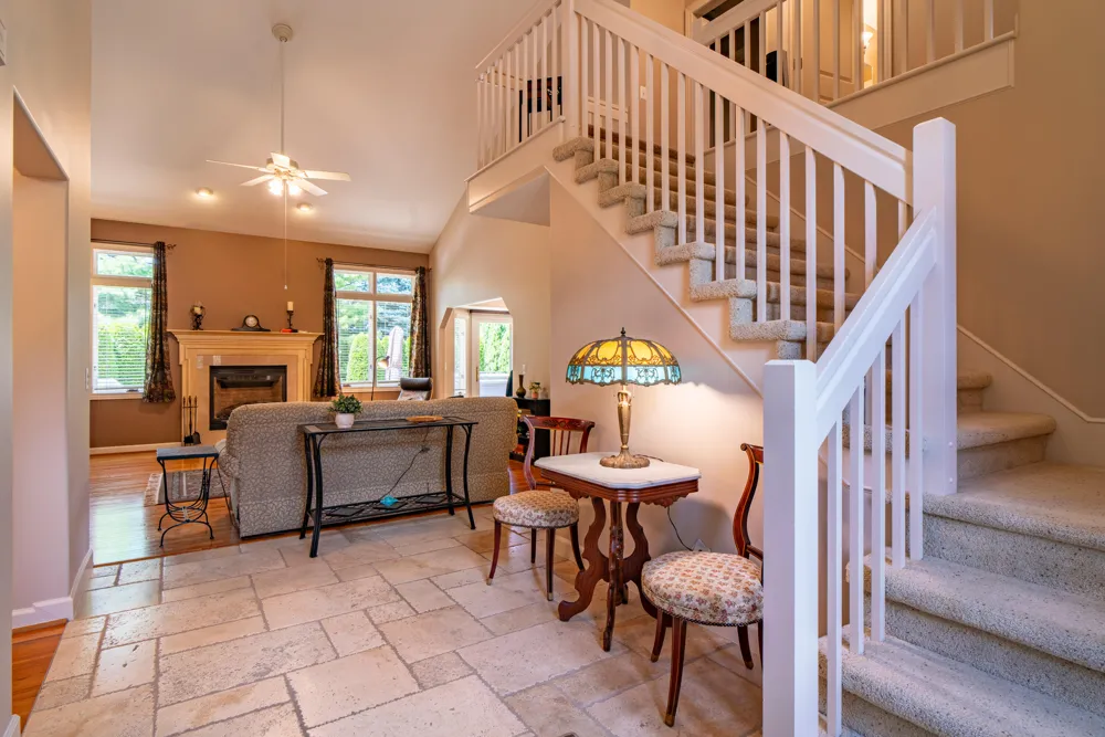 44215 Riverview Ridge Drive Clinton, MI 48038