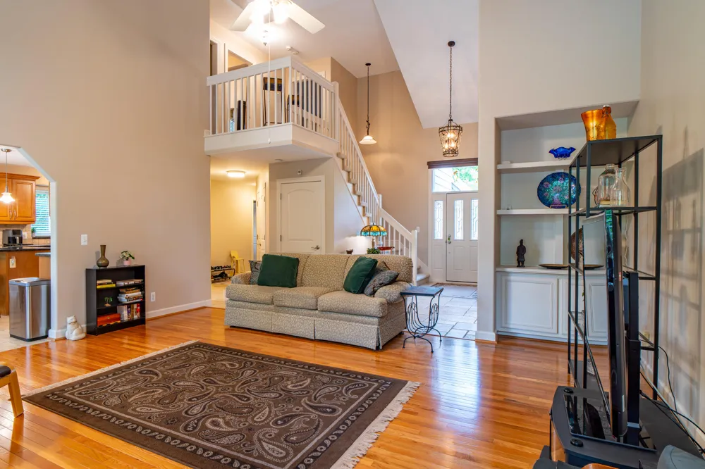 44215 Riverview Ridge Drive Clinton, MI 48038