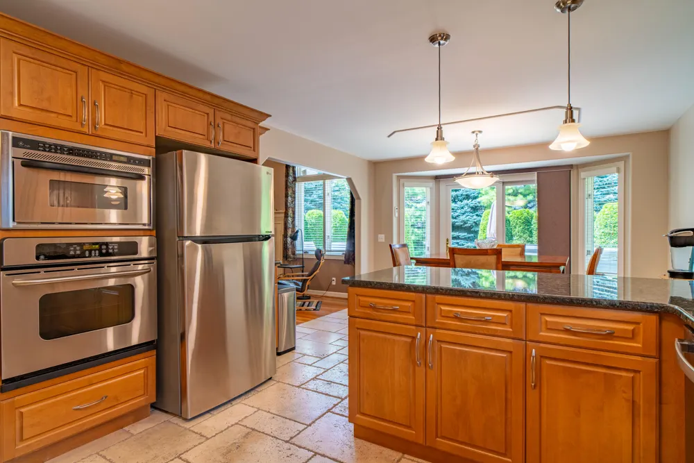 44215 Riverview Ridge Drive Clinton, MI 48038