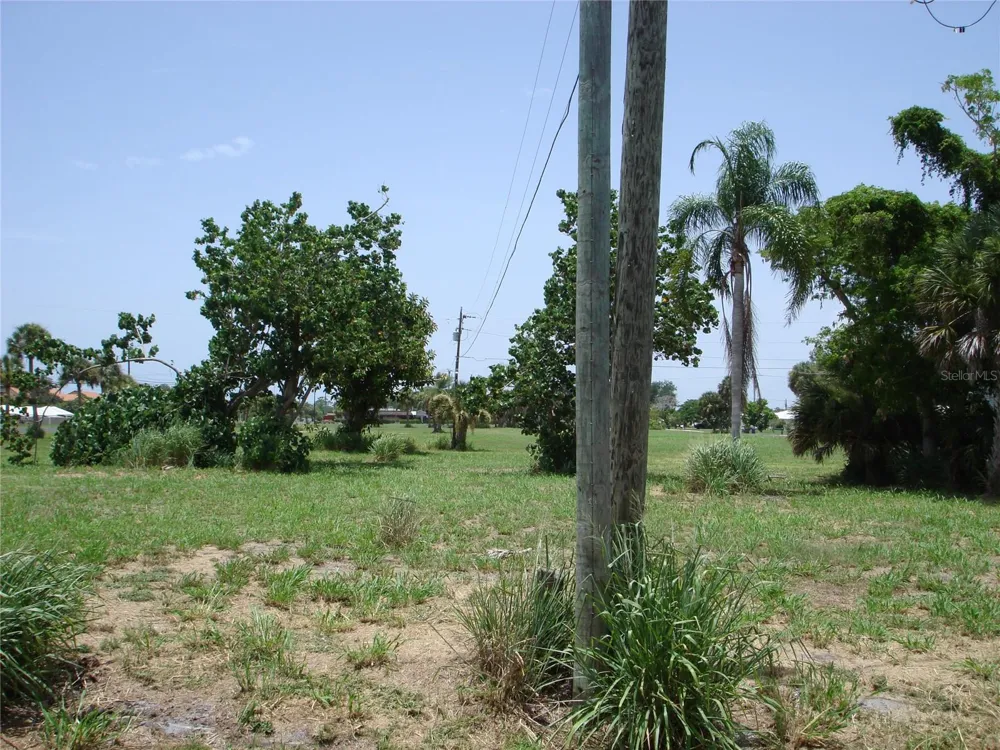 2301 S TAMIAMI TRAIL Osprey, FL 34229
