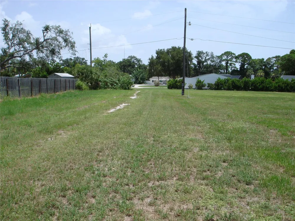 2301 S TAMIAMI TRAIL Osprey, FL 34229