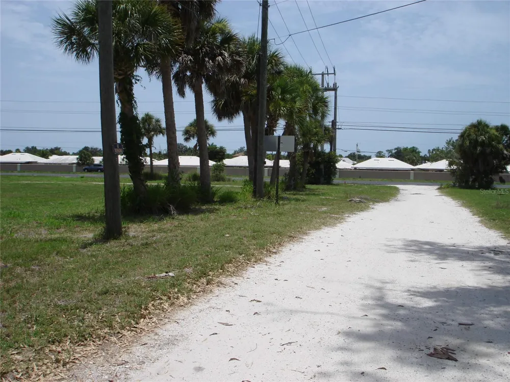2301 S TAMIAMI TRAIL Osprey, FL 34229