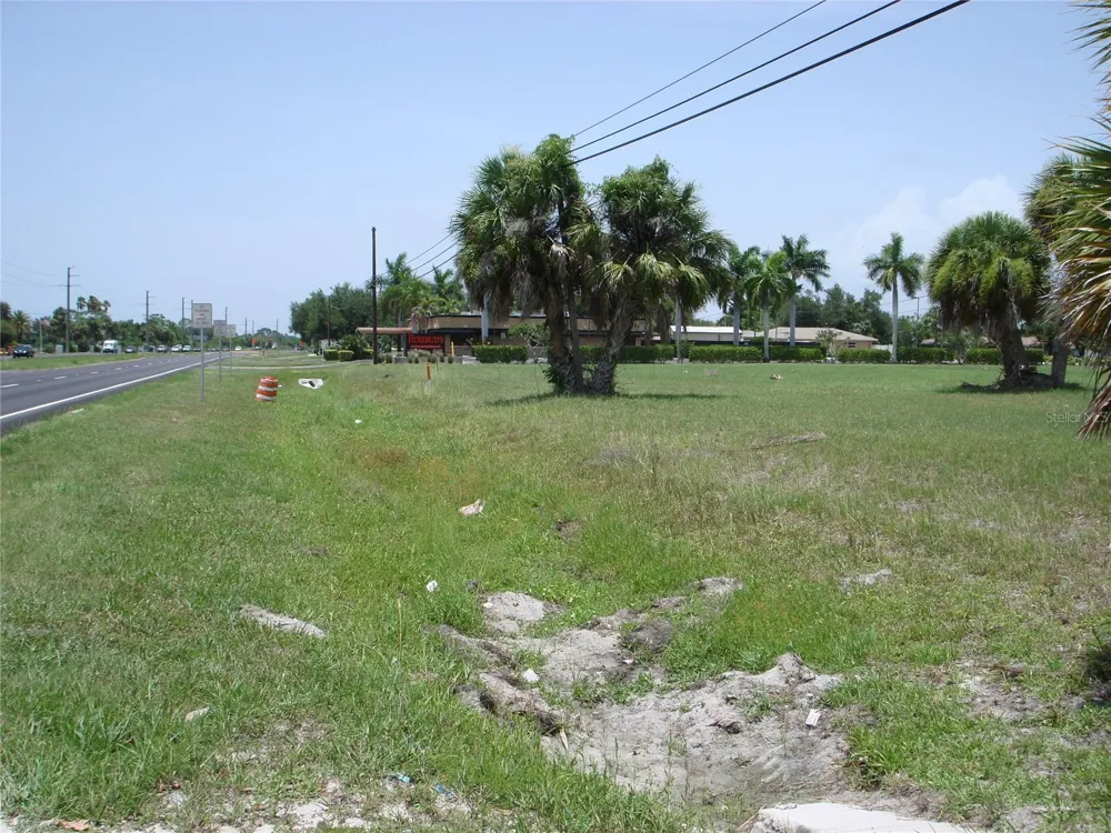 2301 S TAMIAMI TRAIL Osprey, FL 34229