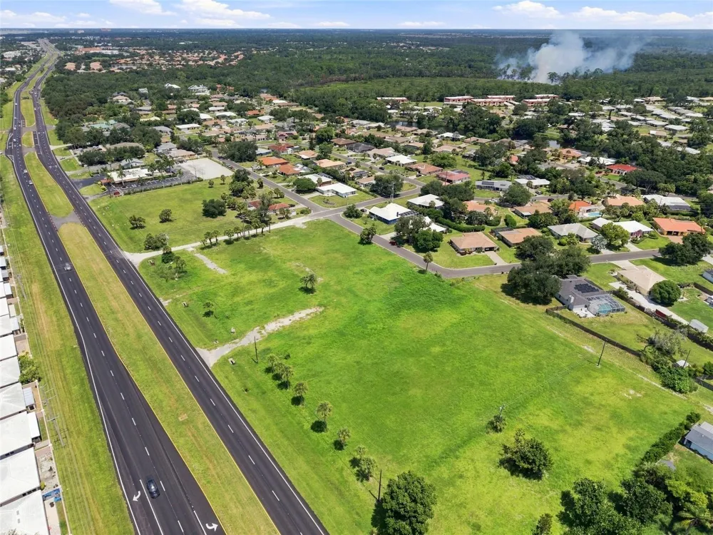 2301 S TAMIAMI TRAIL Osprey, FL 34229