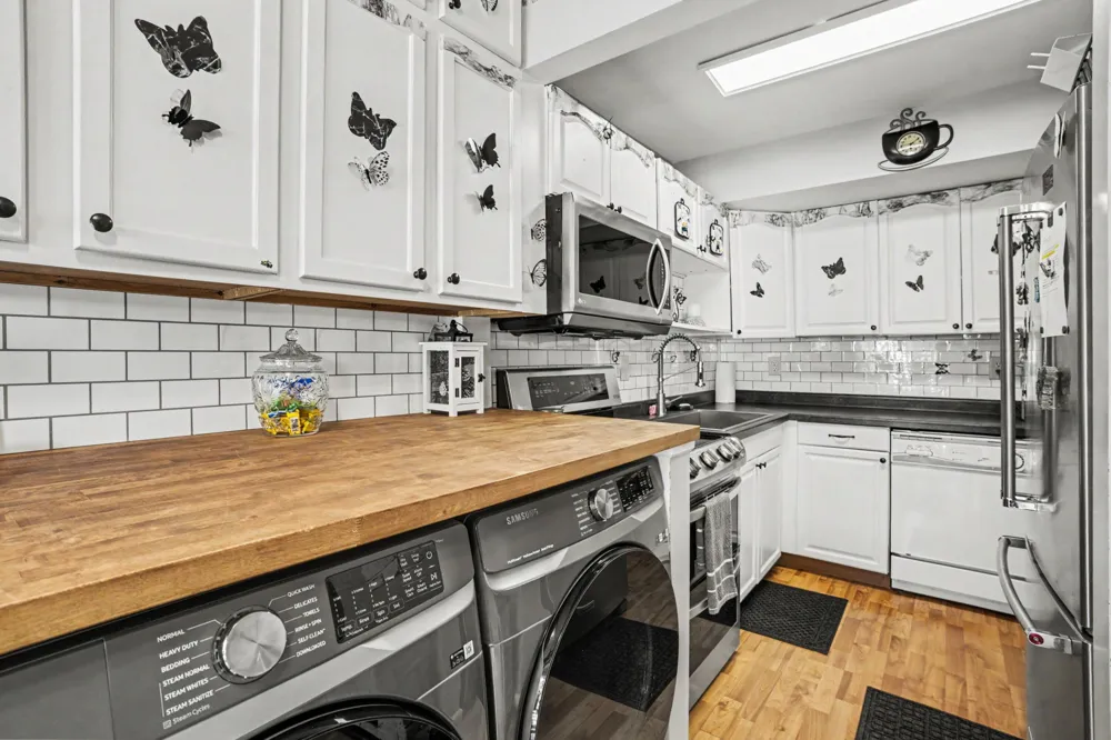3583 Kenbrooke Court Kalamazoo City, MI 49006
