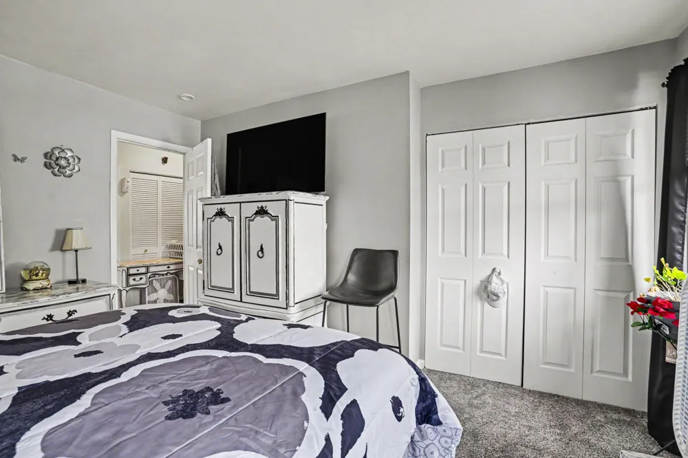 3583 Kenbrooke Court Kalamazoo City, MI 49006