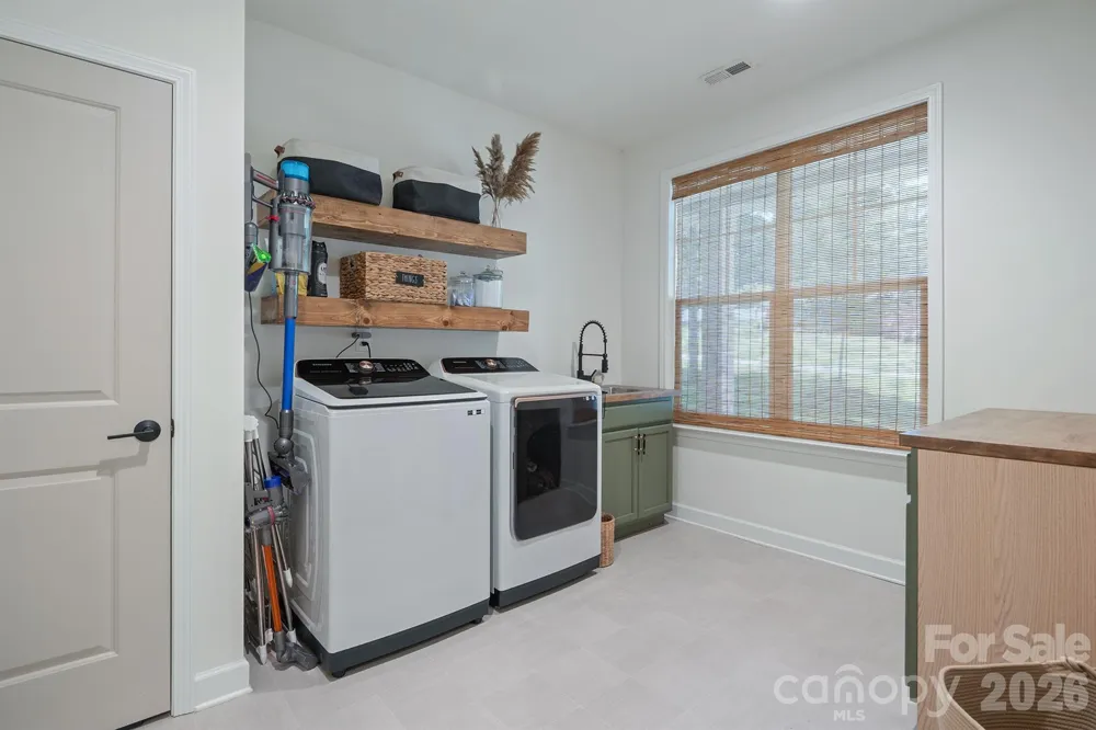 2976 Walter Drive NW Concord, NC 28027