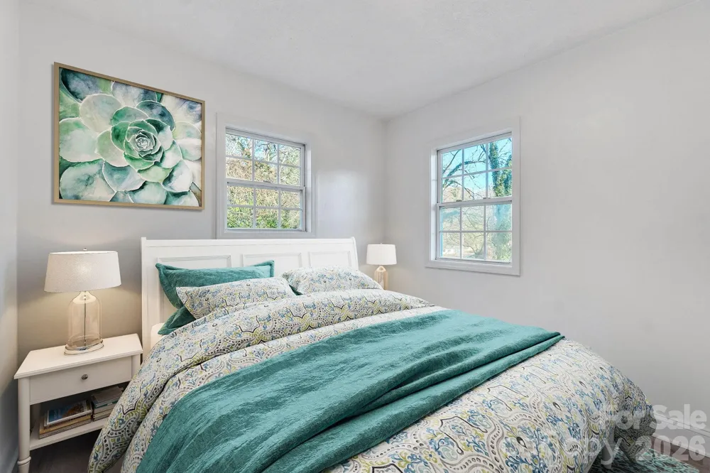 49 E Livingston Street Tryon, NC 28782