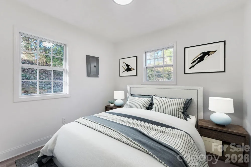 49 E Livingston Street Tryon, NC 28782