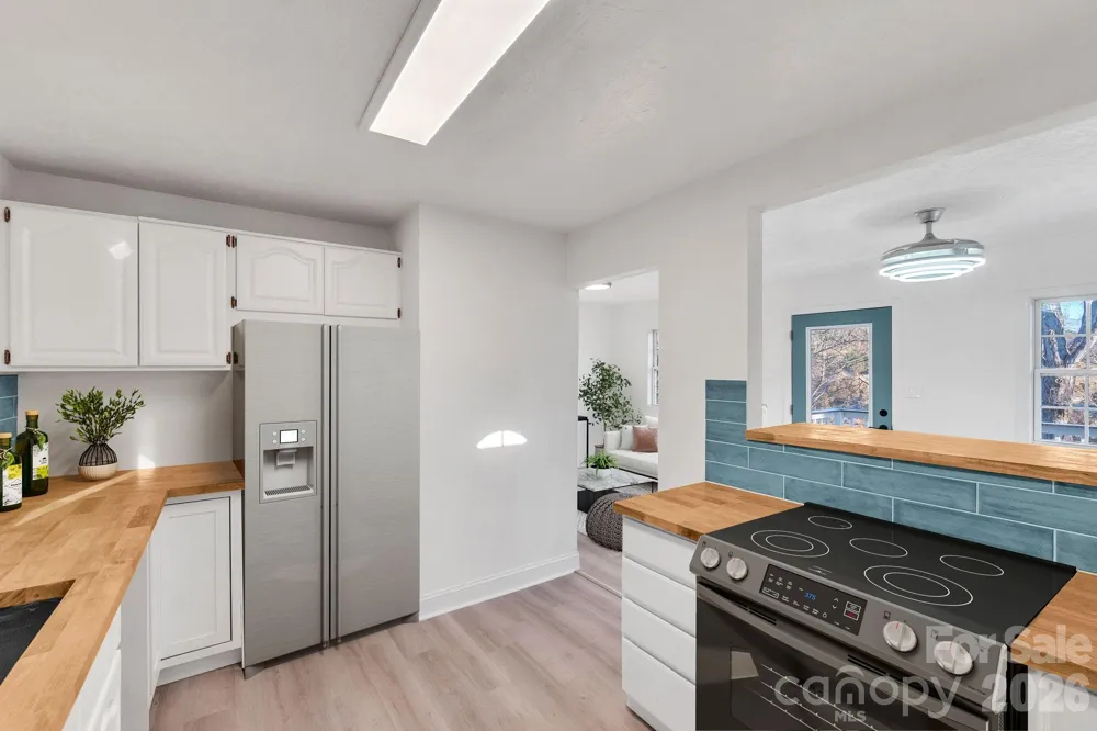 49 E Livingston Street Tryon, NC 28782
