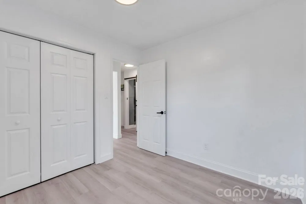 49 E Livingston Street Tryon, NC 28782