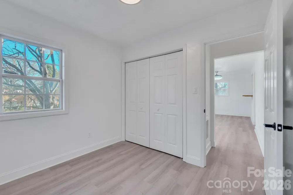 49 E Livingston Street Tryon, NC 28782