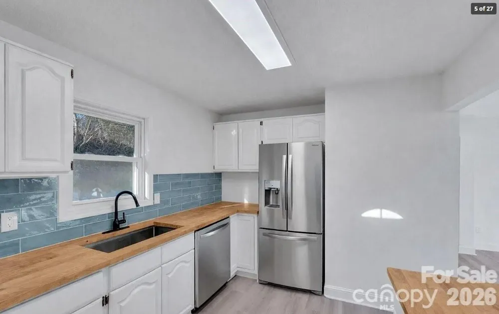 49 E Livingston Street Tryon, NC 28782